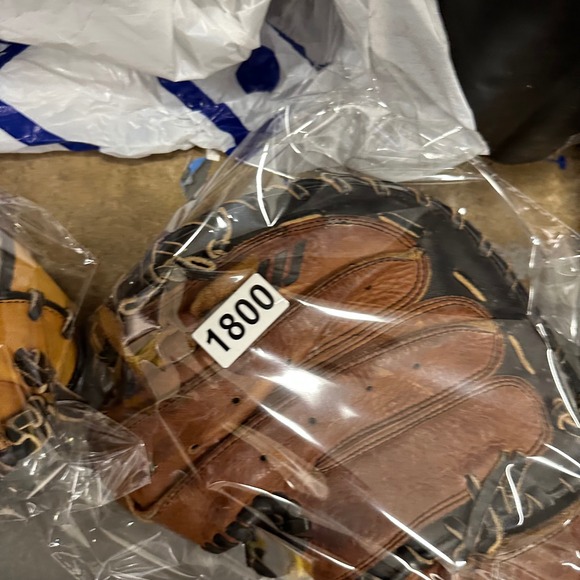 Mizuno Max Flex Prospect Series Catcher Mitt Baseball Glove Brown - Picture 4 of 4